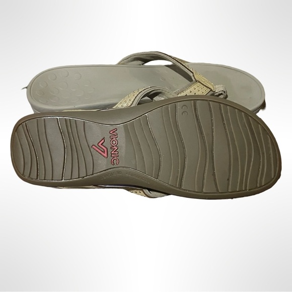 Vionic metallic studded sandals flip-flops pacific‎ kehoe women’s size 8 - Picture 5 of 5